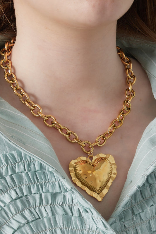 Elegant Heart Pendant Necklace for Everyday Wear