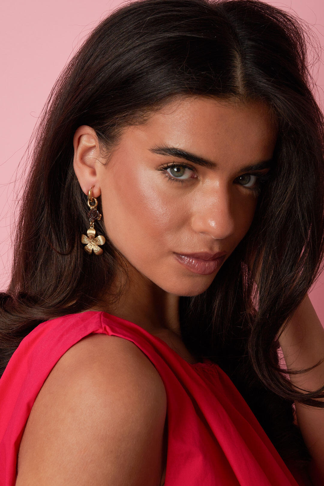 Elegant Gold Dangle Earrings for Everyday Wear