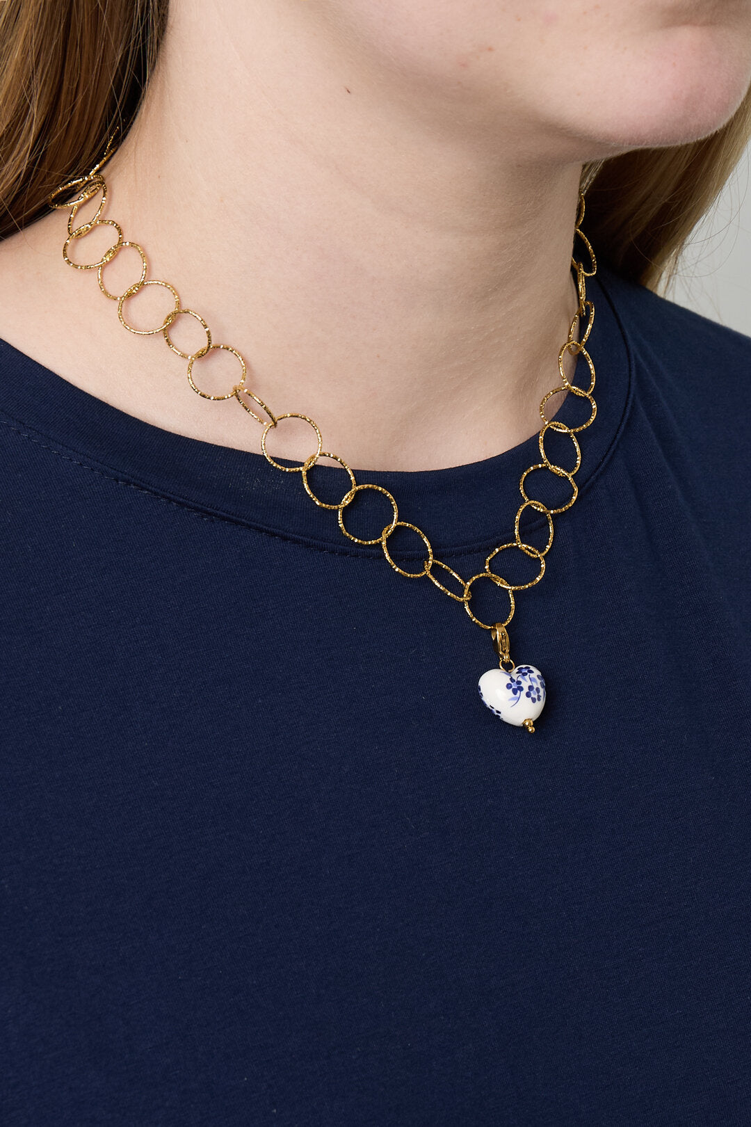 Elegant Short Chain Necklace for Everyday Glamour