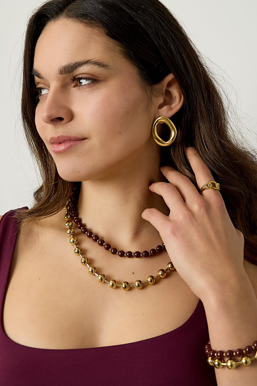 Stylish Multi-Layered Necklace for Fall/Winter