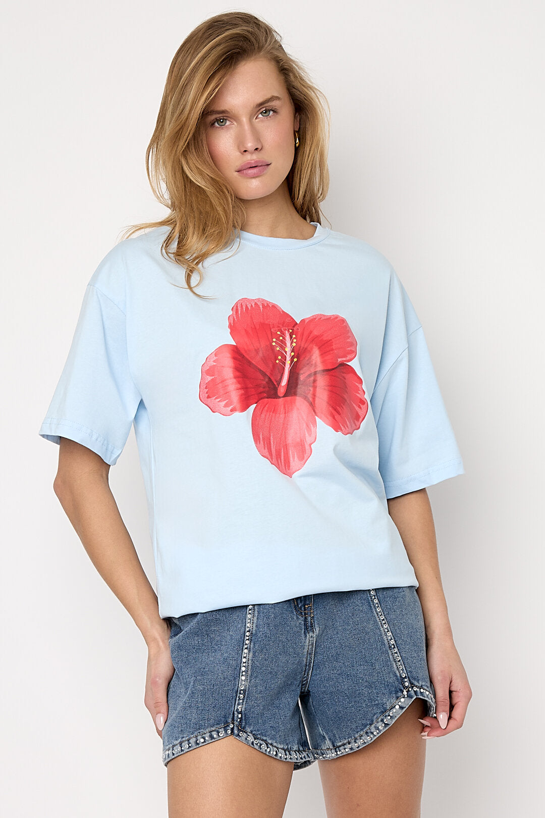 Gimme Casual Cotton Knitted T-Shirt in Red, Baby Blue & White