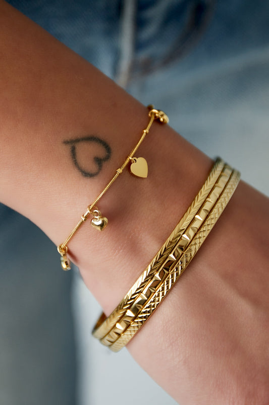 Elegant Heart Charm Bracelet - 14K Gold Plated & Stainless Steel