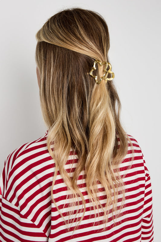 Elegant Gold Flower Hair Clip for Daily Glam