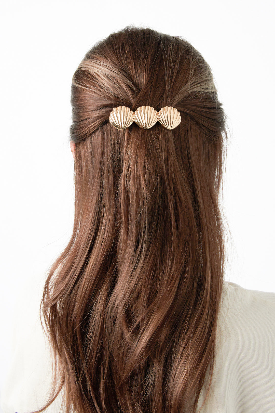 Elegant Gold Hair Clip for Spring/Summer Outfits
