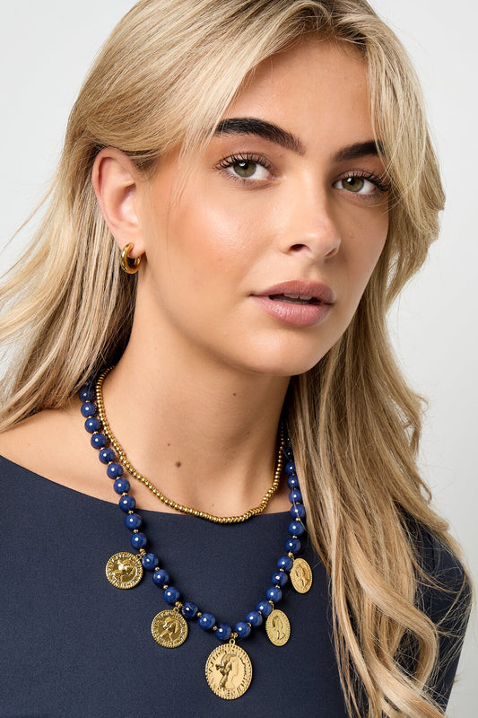 Elegant Retro Beaded Necklace in Navy Blue and Crimson