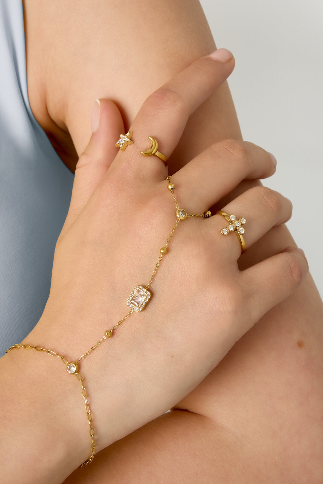 Elegant Rhinestone Hand Chain in Silver & Gold
