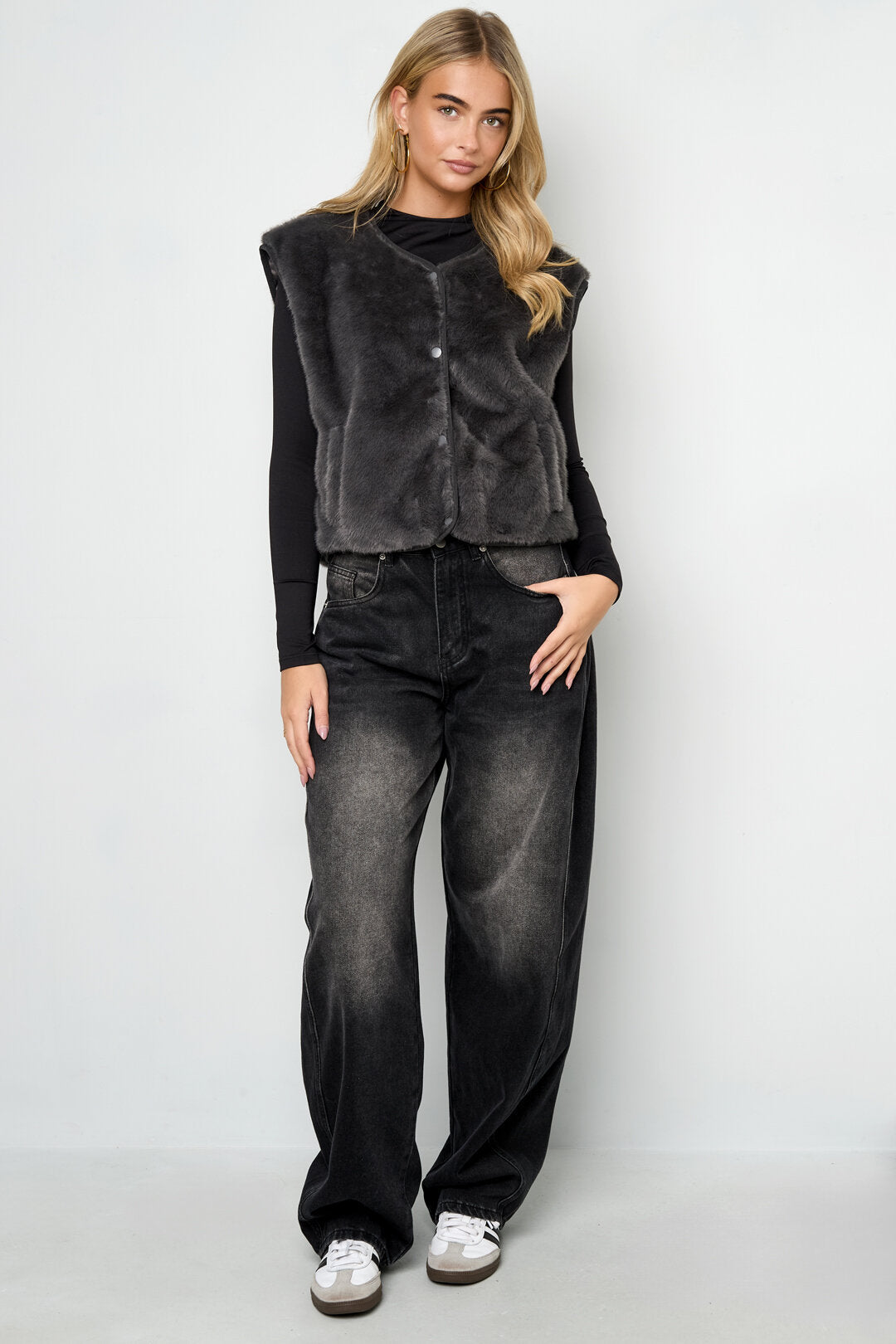 Gimme Women's Woven Vest for Fall/Winter