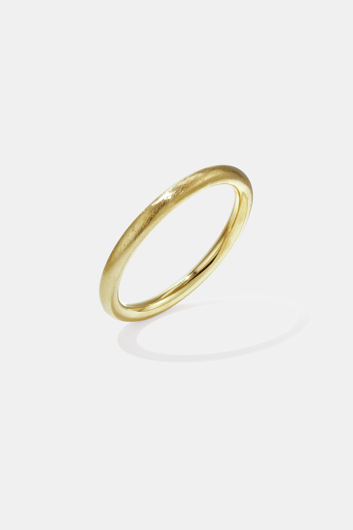 Lumé Simple Circle Bangle - All Fit, Daily Wear