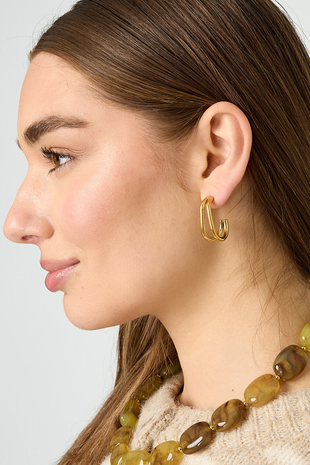 Stylish Gold Hoop Earrings for Everyday Wear