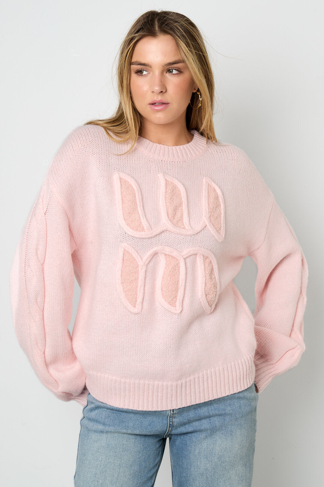 Soft Knitted Sweater for Fall/Winter in Pink, Off-White & Light Purple