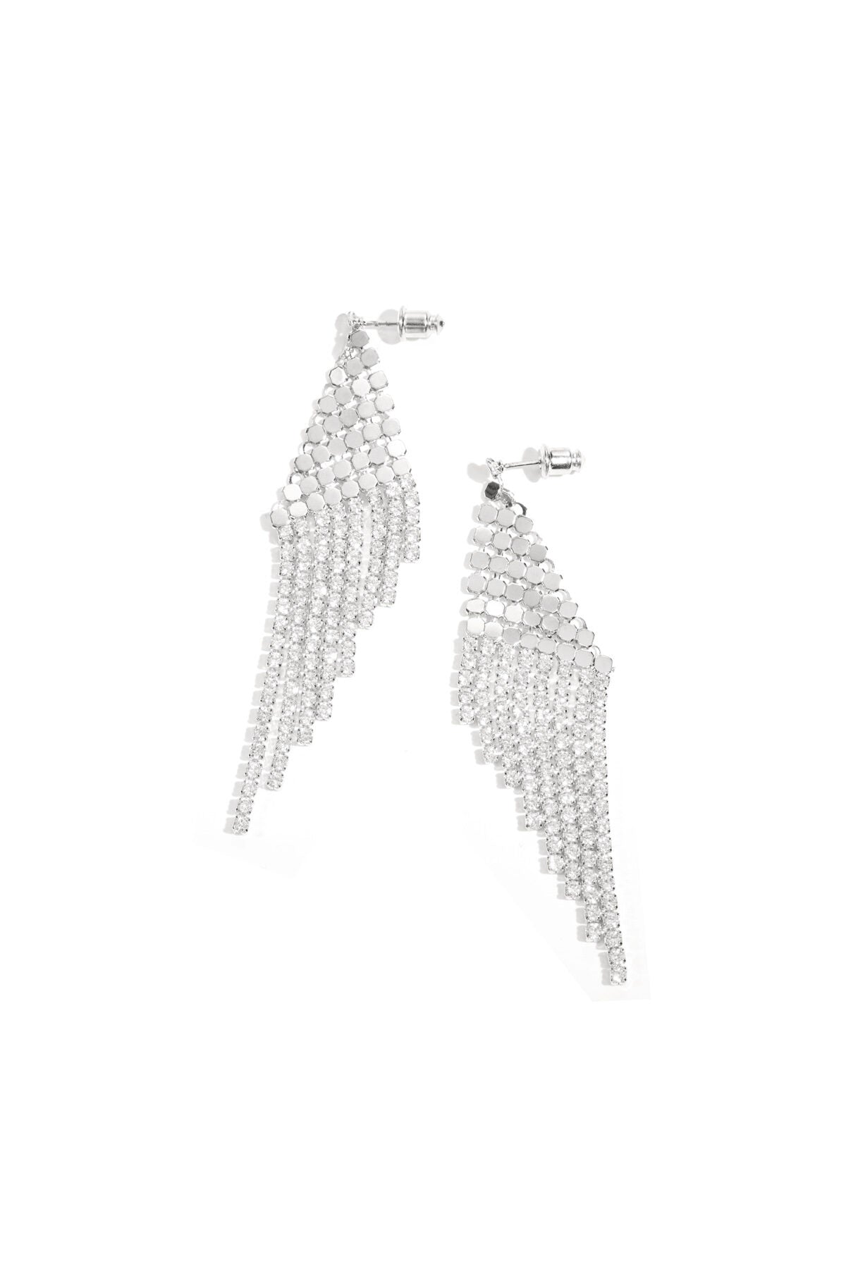 Elegant Statement Earrings for Luxurious Party Looks