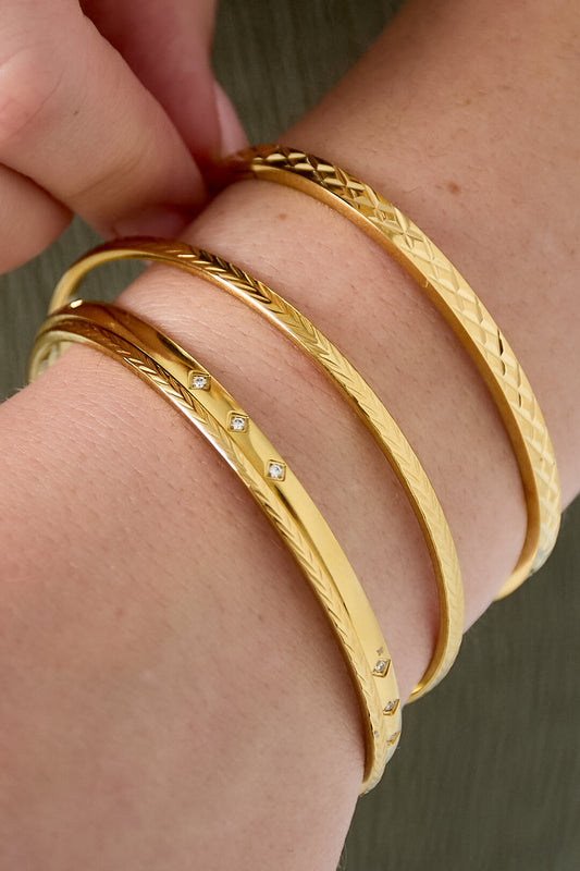 Stylish All-Fit Bangle for Everyday Elegance