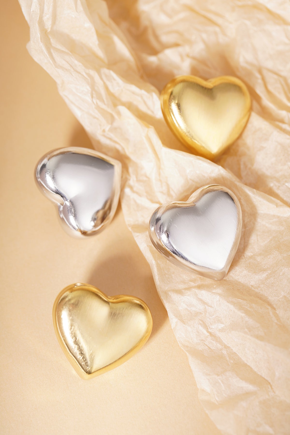 Elegant Heart-Shaped Stud Earrings for Everyday Wear
