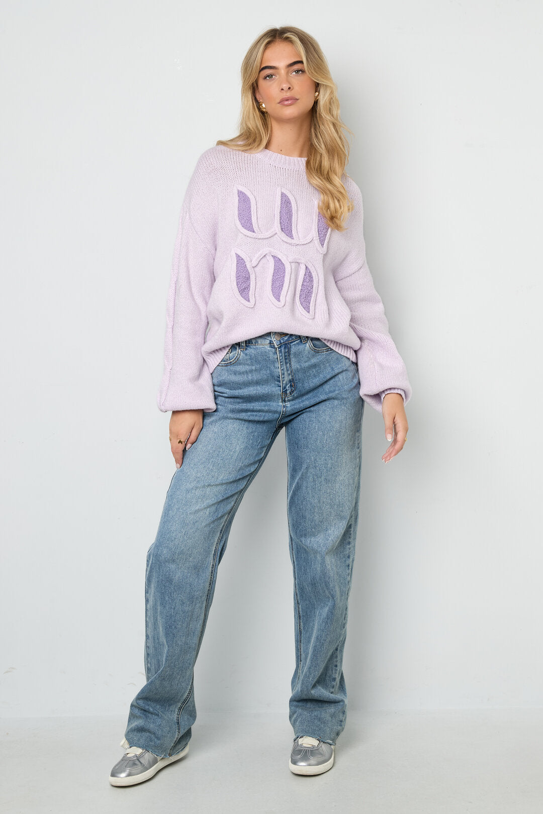 Soft Knitted Sweater for Fall/Winter in Pink, Off-White & Light Purple