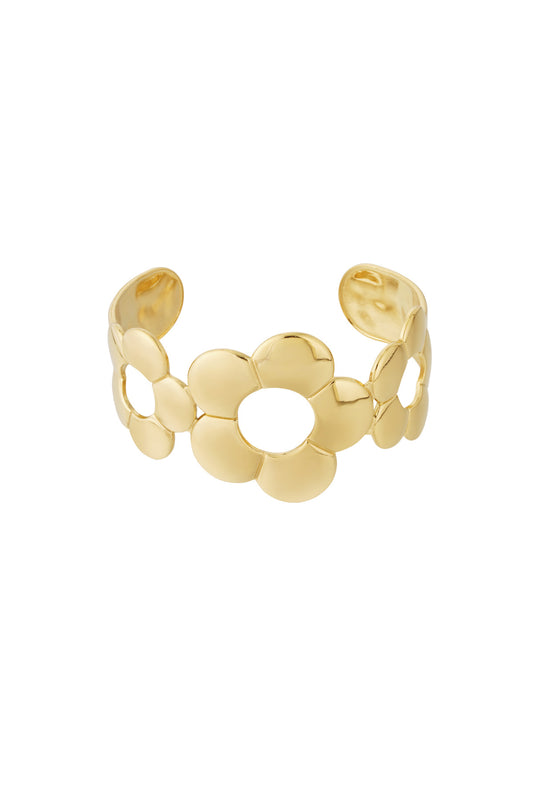 Elegant Gold Cuff Bracelet for Everyday Wear