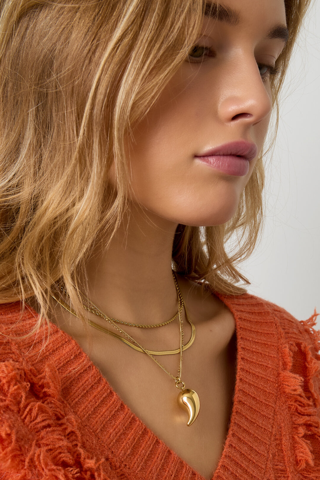 Elegant Droplet Pendant Necklace - Silver & Gold