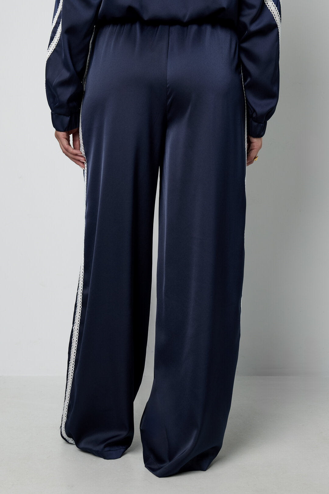 Stylish Fall/Winter 2-Piece Set Straight Pants