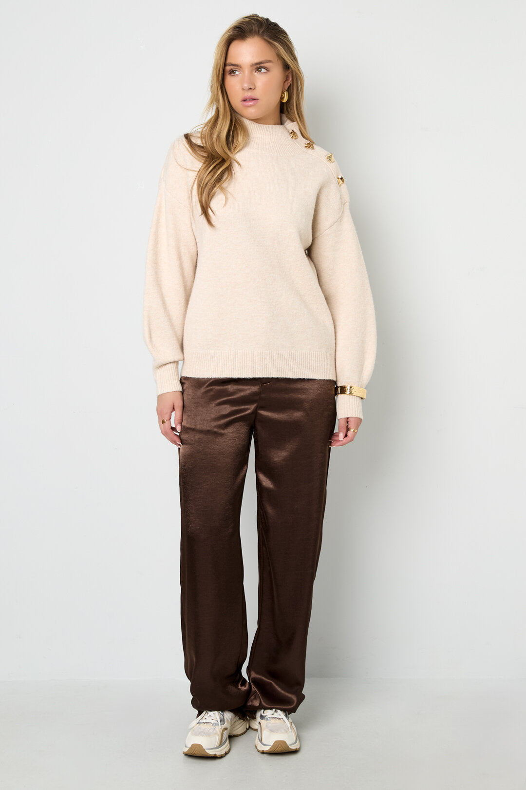 Cozy Knit Sweater for Fall/Winter in Trendy Colors