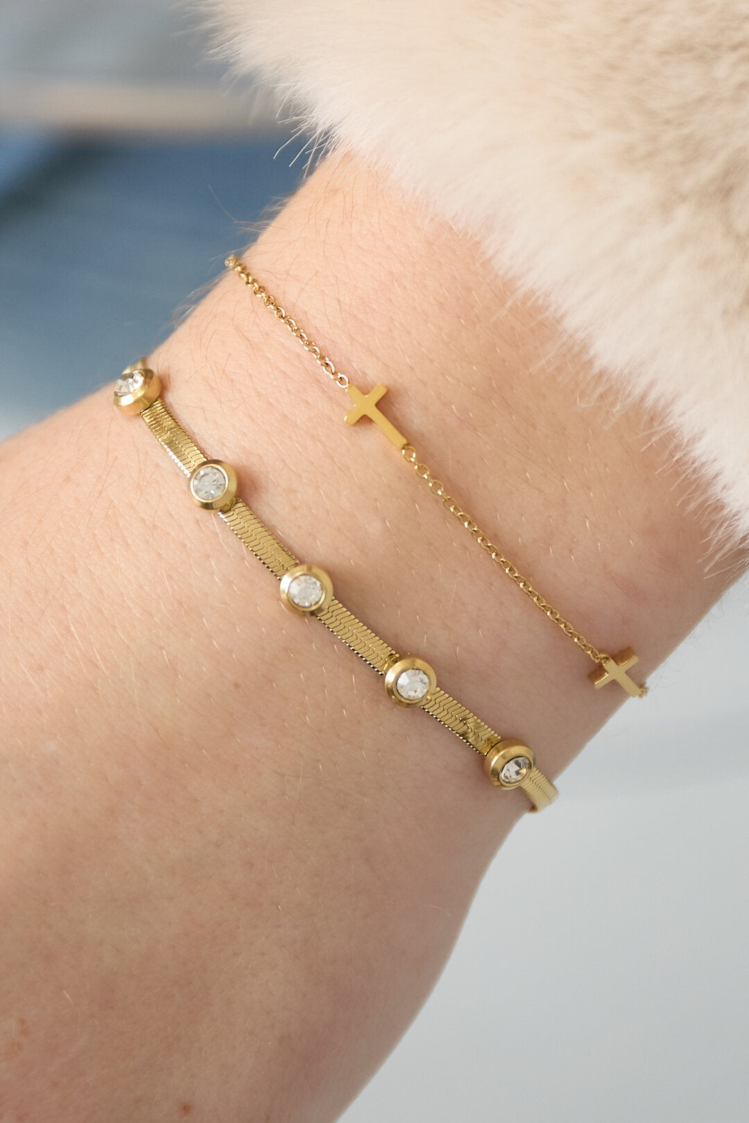 Elegant Cross Chain Bracelet for Women, All Fit