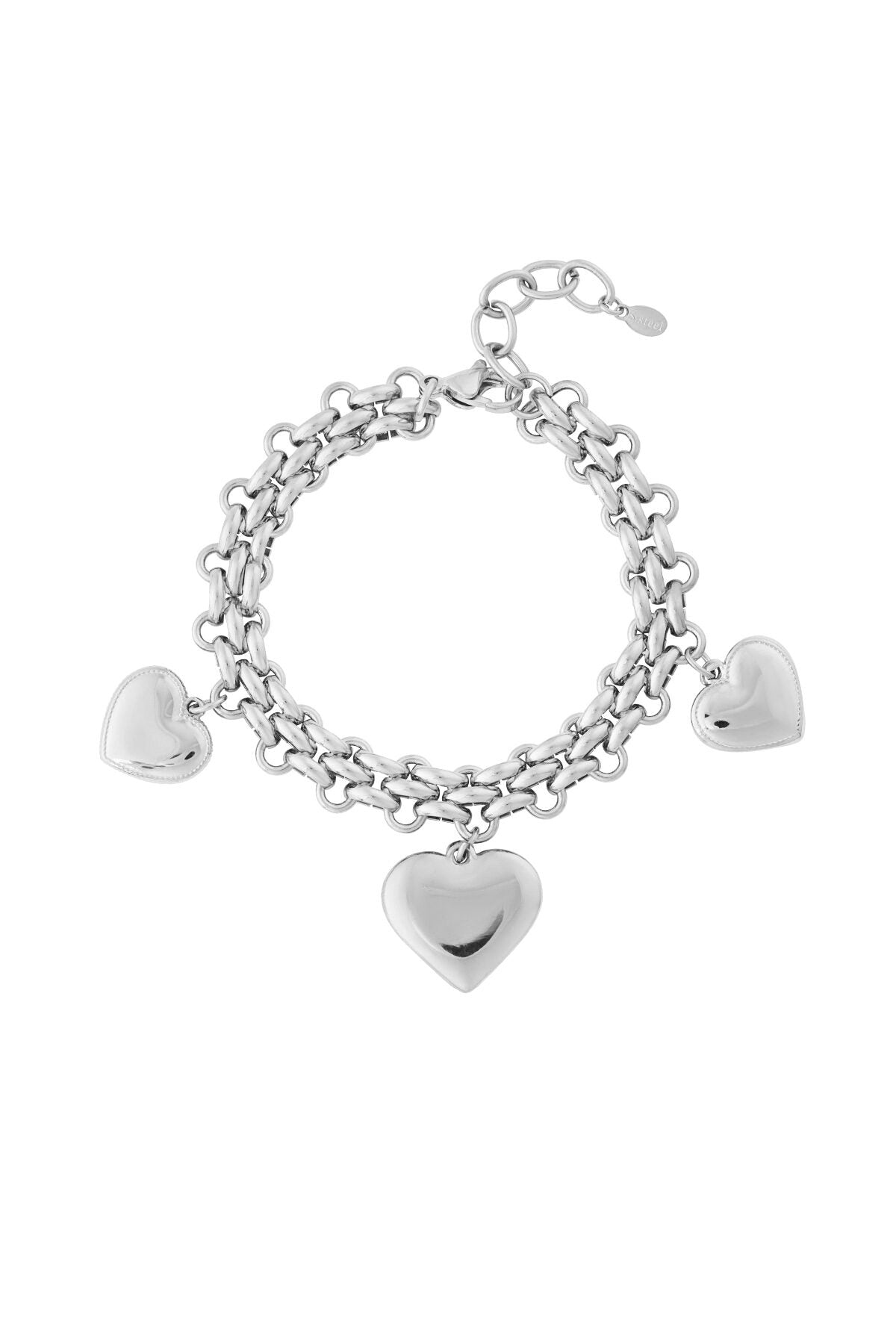 Elegant Heart Charm Bracelet for Everyday Wear