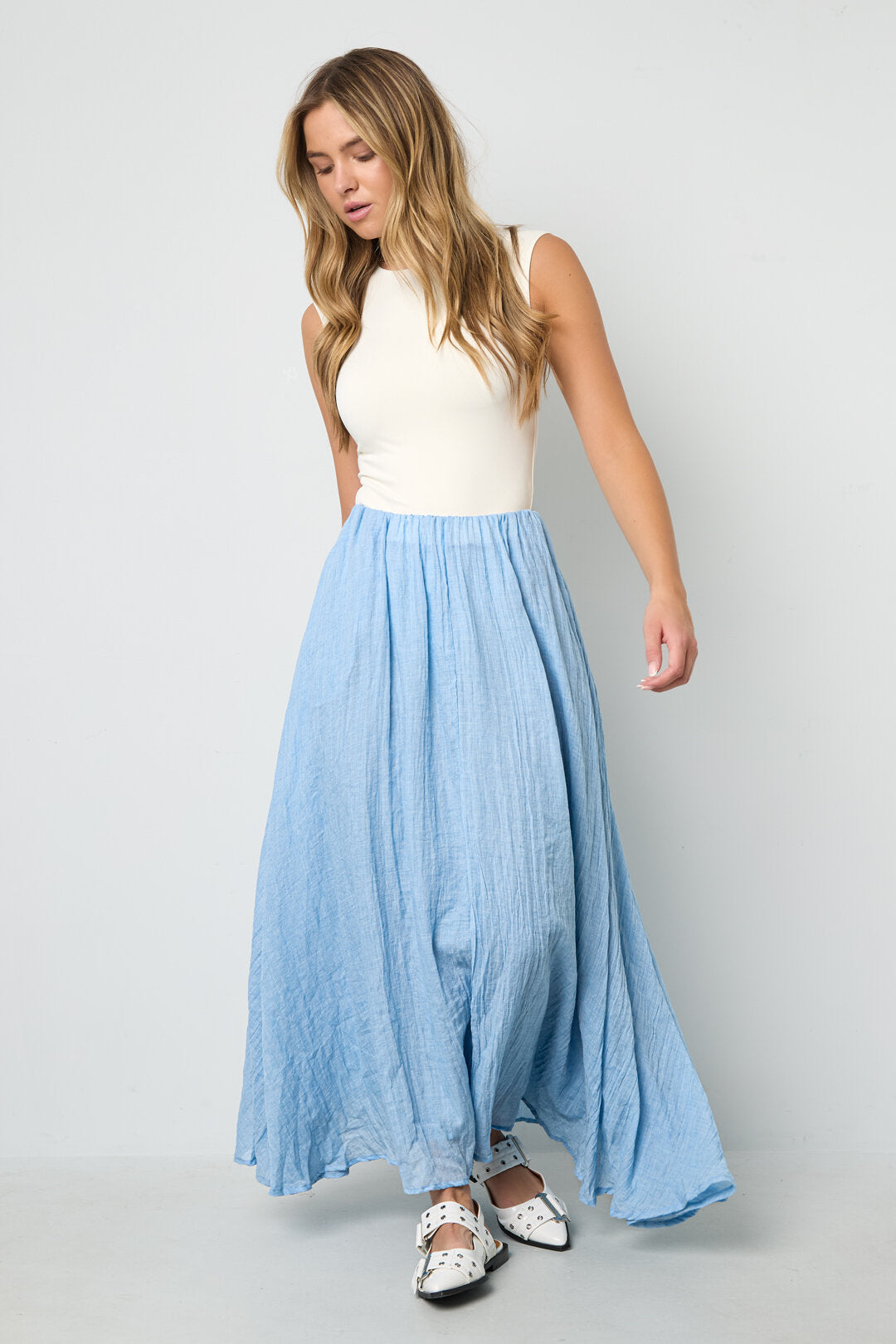 Chic Spring/Summer Woven Skirts in Vibrant Colors