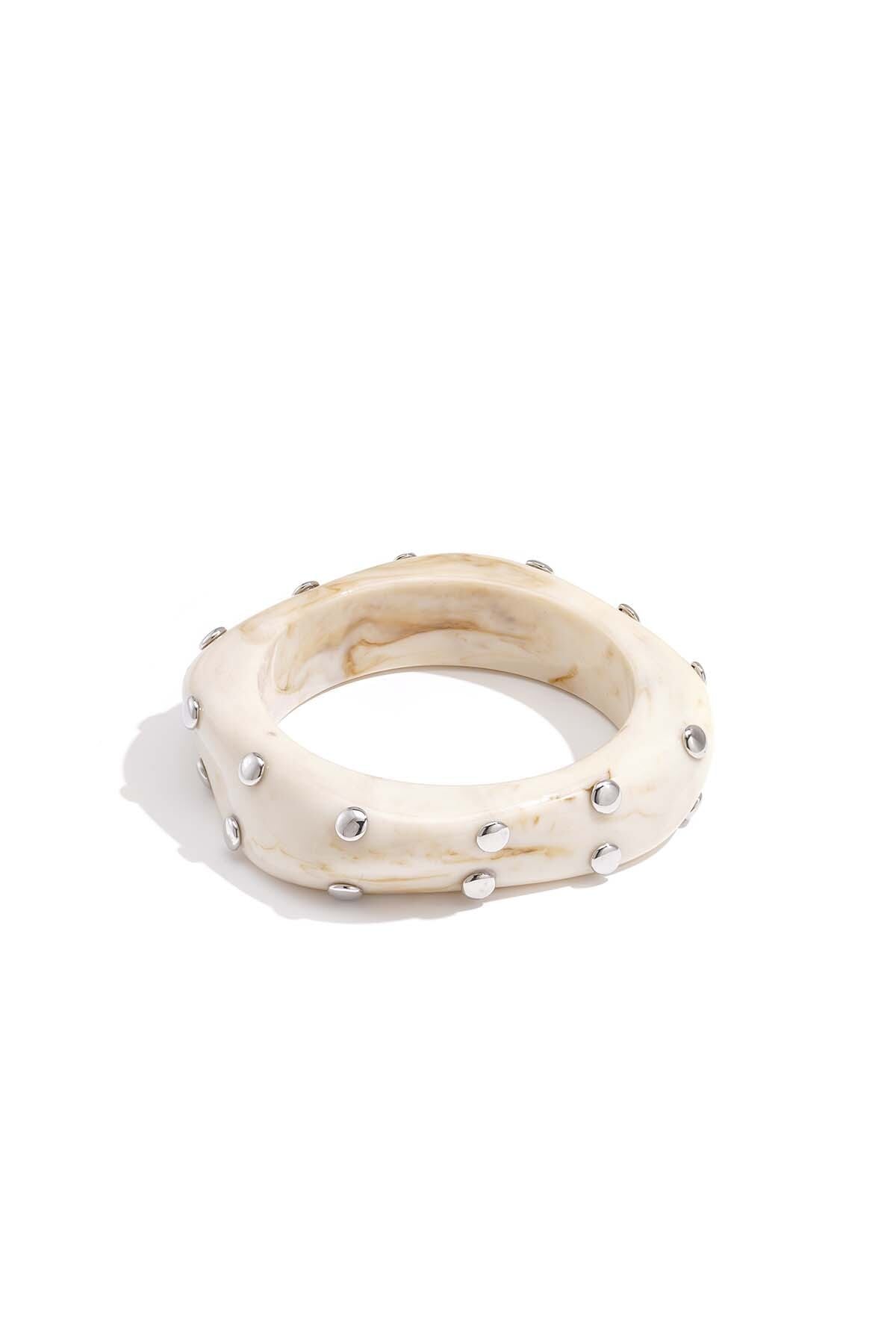 Stylish Amber Beige Resin Bangle for Women