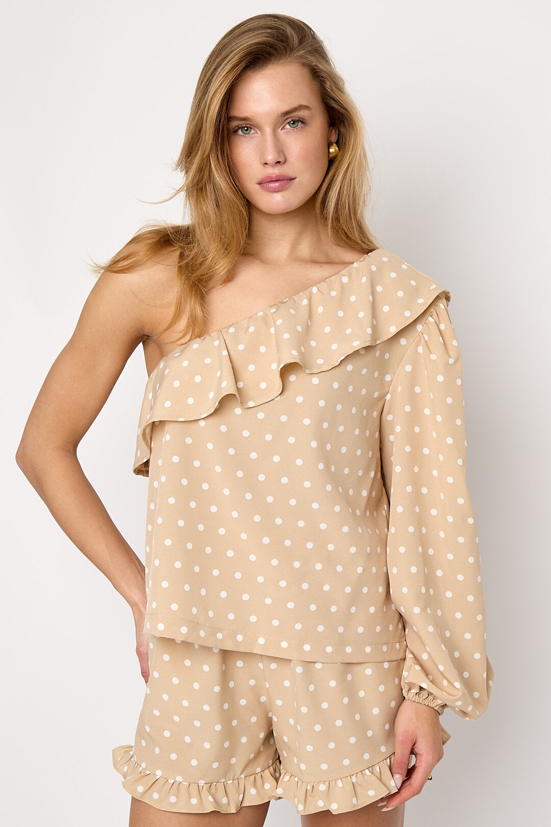 Elegant 2-Piece Set with Polka Dots for Spring/Summer