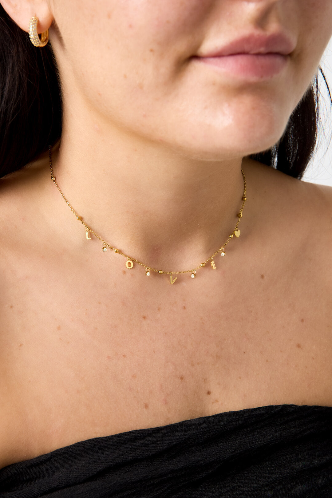 Elegant Gold Color Zircon Pendant Necklace for Daily Wear