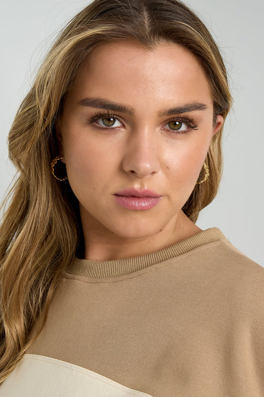 Elegant Flower Hoop Earrings for All Occasions
