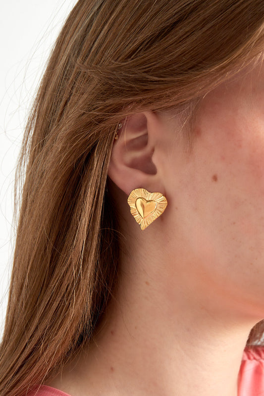 Elegant Heart-Shaped Stud Earrings for Daily Wear