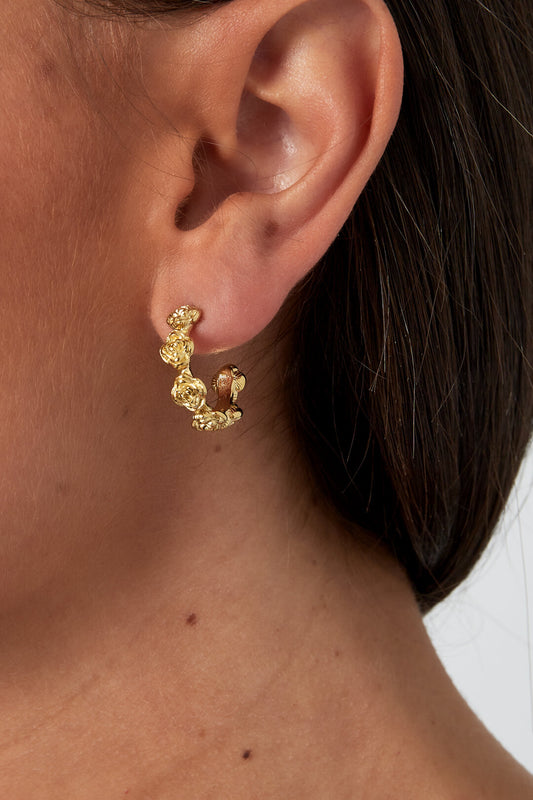 Stylish Flower Hoop Earrings for Everyday Wear