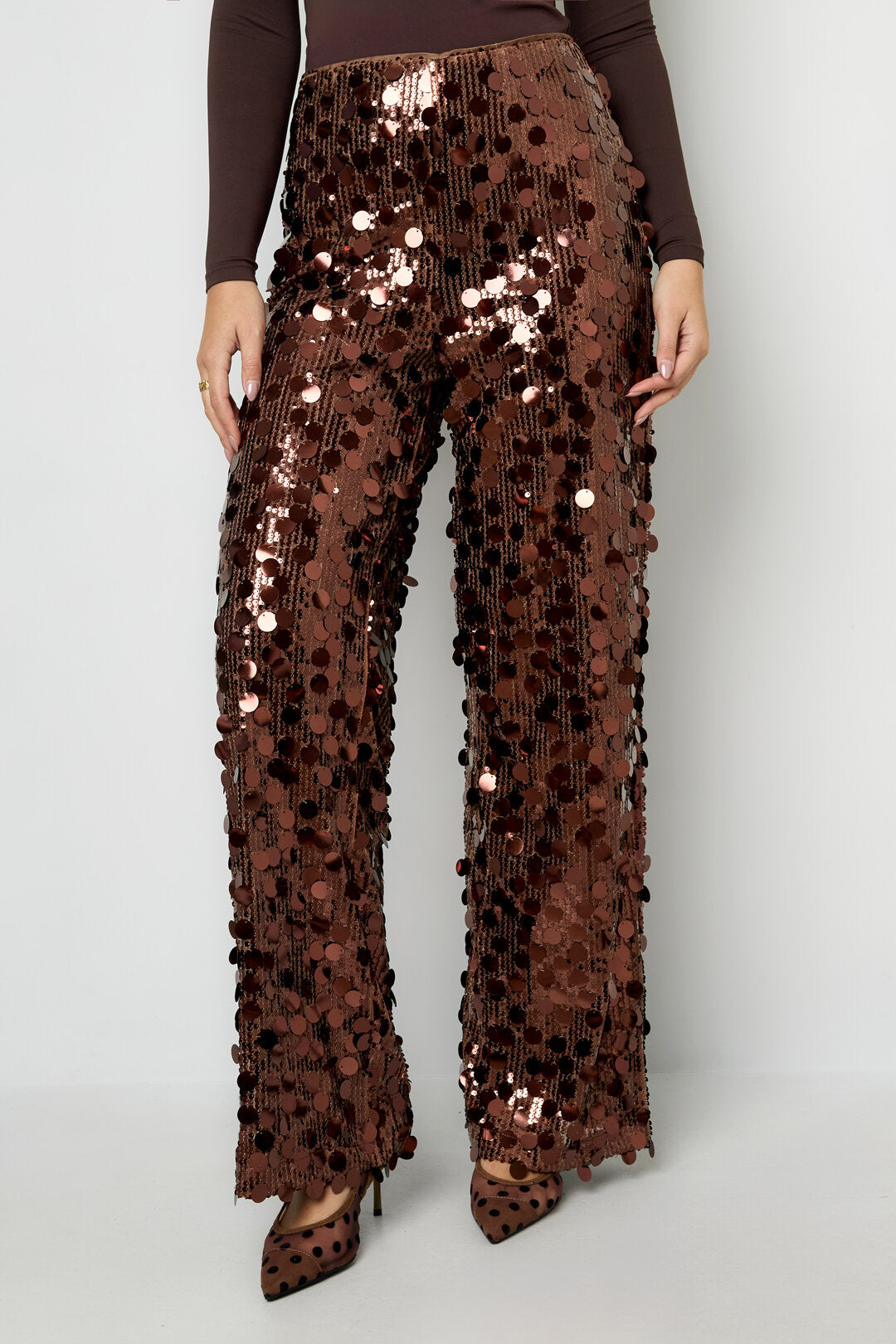 Elegant Straight Pants for All Fits