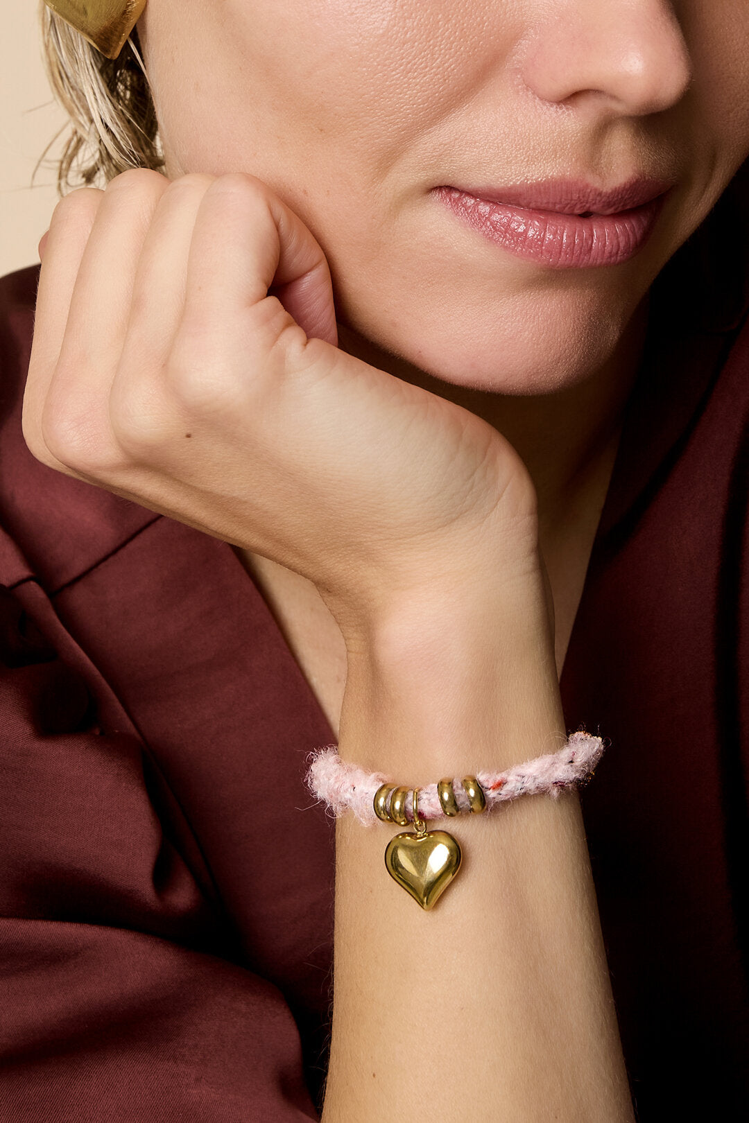 Elegant Heart Charm Bracelet for Daily Wear