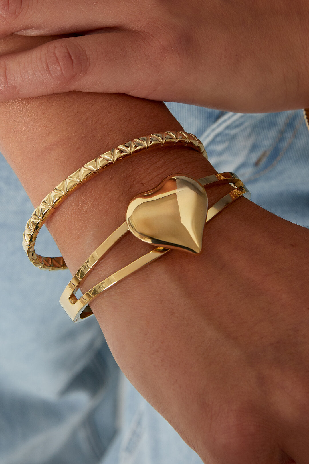 Elegant Gold Heart Bangle for Everyday Wear