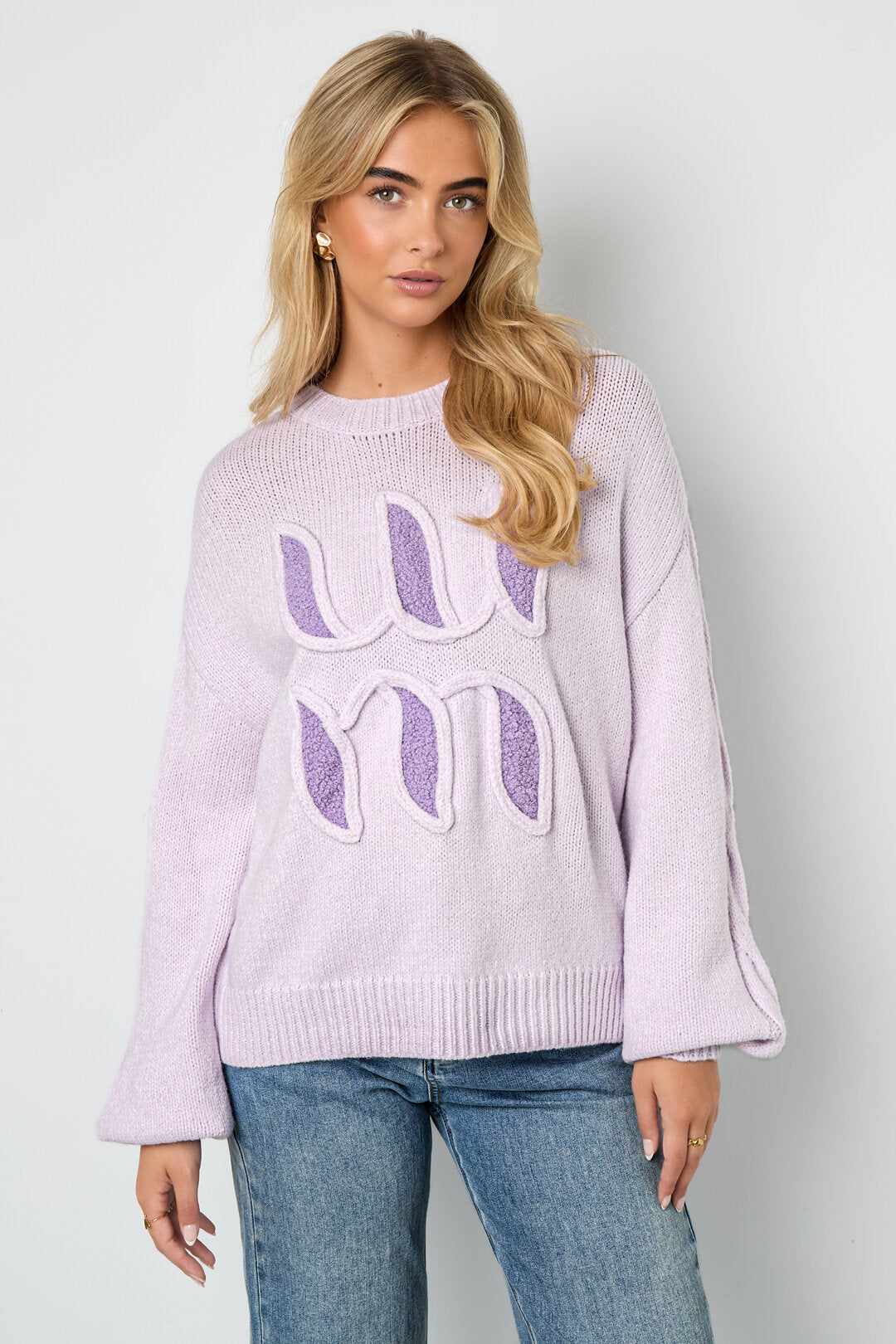 Soft Knitted Sweater for Fall/Winter in Pink, Off-White & Light Purple
